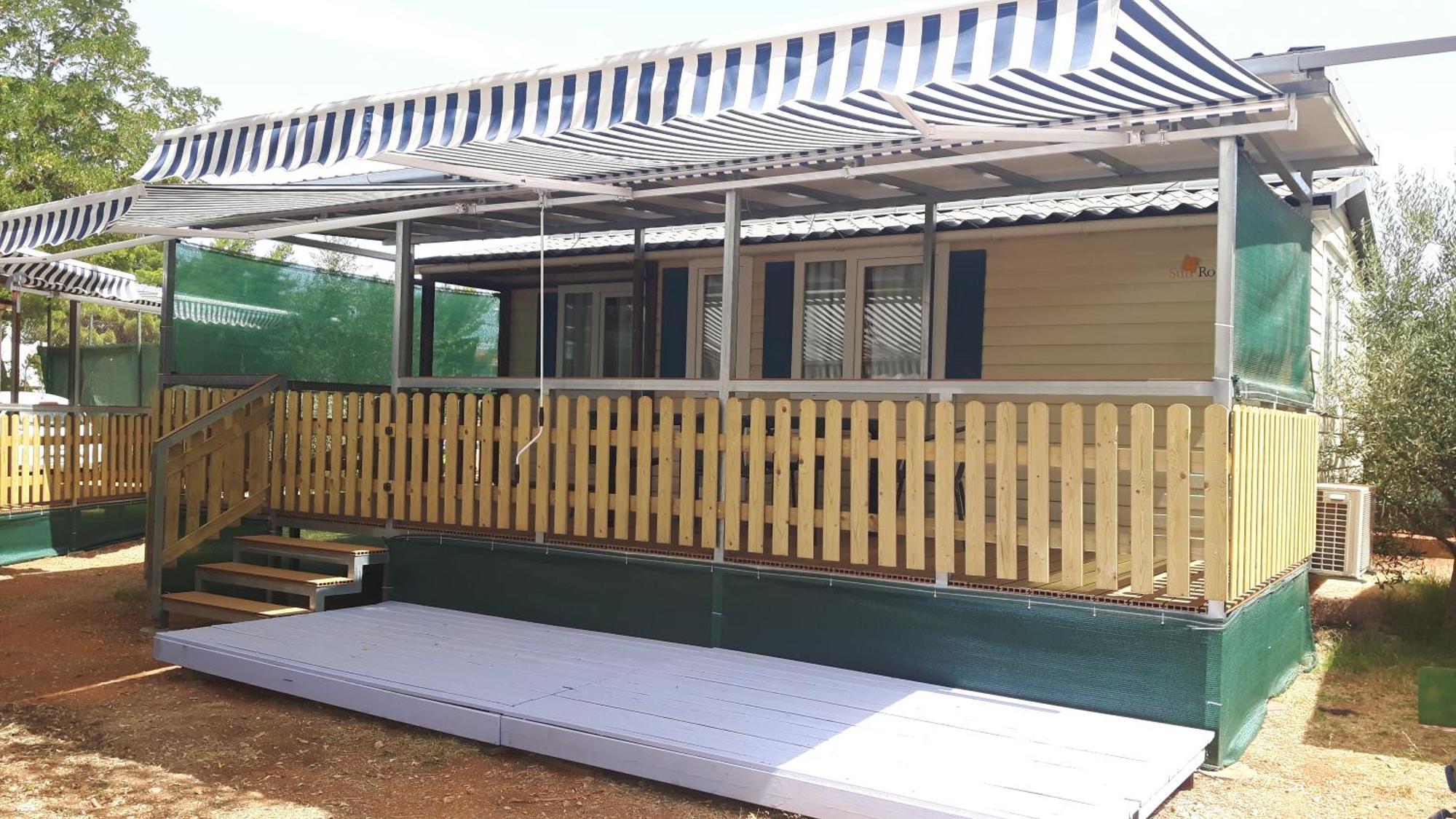 Plamar Mobile Homes Bi Village Fazana Bilik gambar
